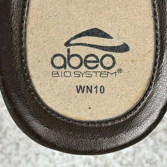 Abeo White and Brown Women's Sandals - Picture 13 of 15
